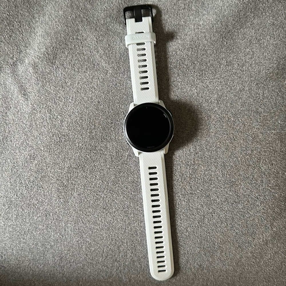 Garmin Forerunner 745 Whitestone